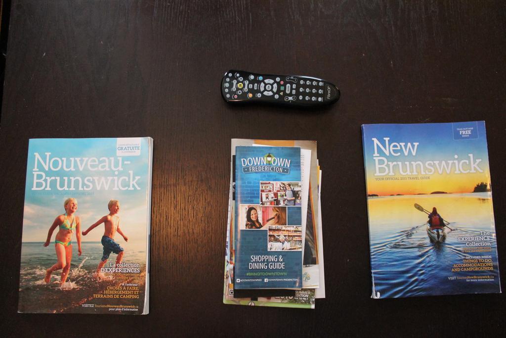 Work Play Suites Union Fredericton Ngoại thất bức ảnh