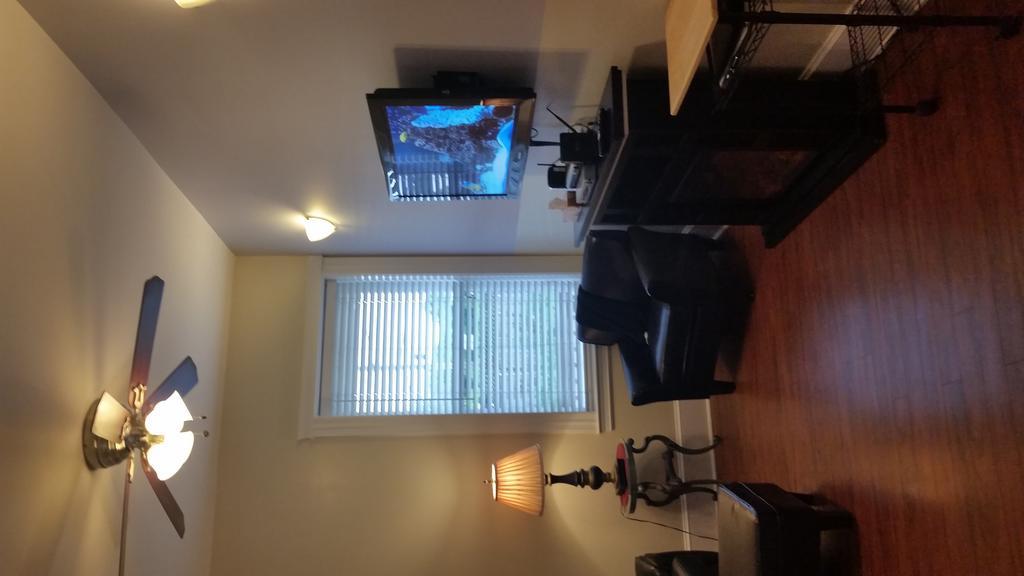 Work Play Suites Union Fredericton Ngoại thất bức ảnh