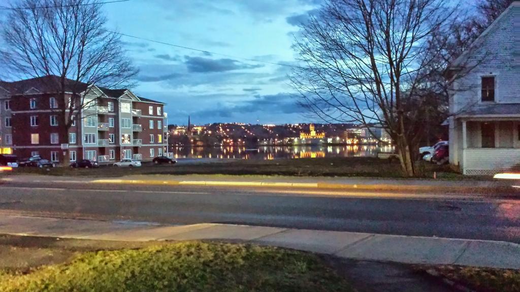Work Play Suites Union Fredericton Ngoại thất bức ảnh